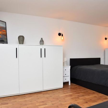 Bellecour Loft Apartment Ментона Екстериор снимка